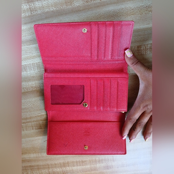 MCM EUC Red Patent Leather Wallet W/Gold Stud Detailing - Picture 10 of 12